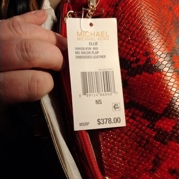 Michael Kors - Picture 3 of 7